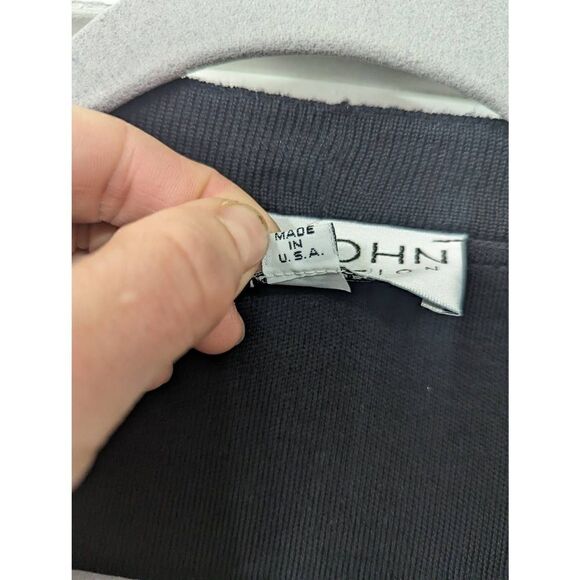 St. John Collection Cardigan Sweater women's size P (small) black pattern - Picture 6 of 9